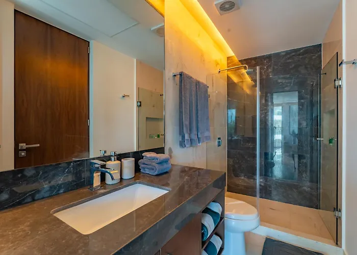 Marila Brand New Infinity Pool Sea View Apartment Playa del Carmen